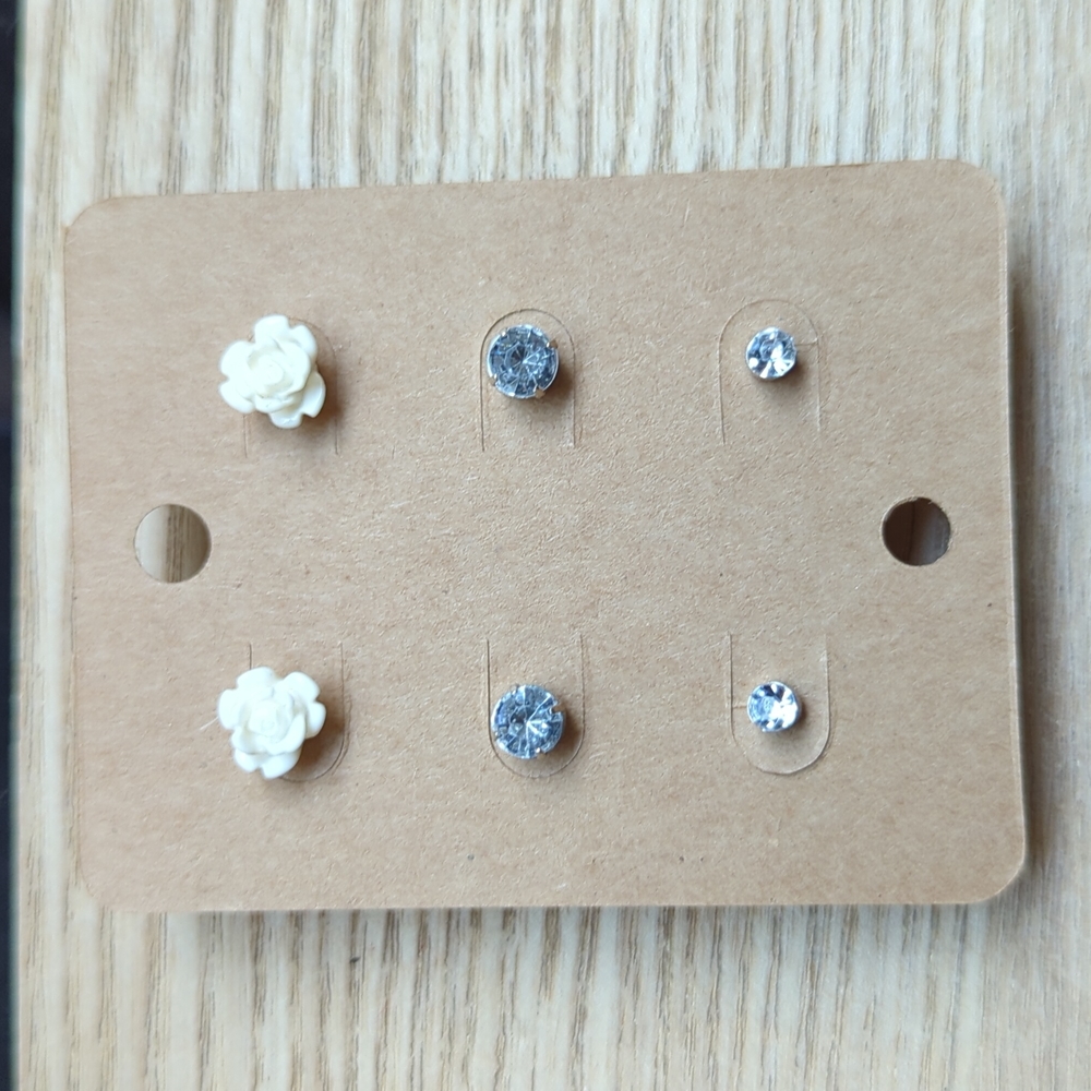 White Rose and Diamond stud earrings